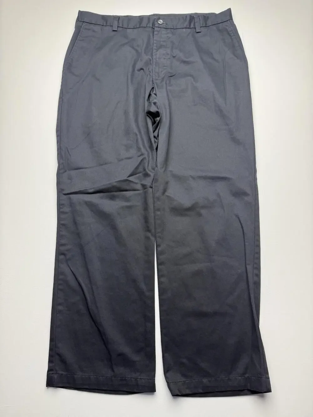 IZOD Pants Mens 36x30 Gray American Chino Flat Front Regular Fit Casual Office